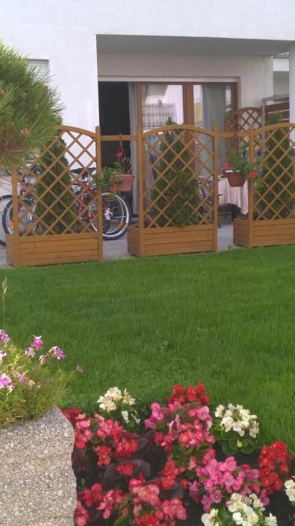 Swinoujscie Platan Patio 2- Berry Apartments Bagian luar foto